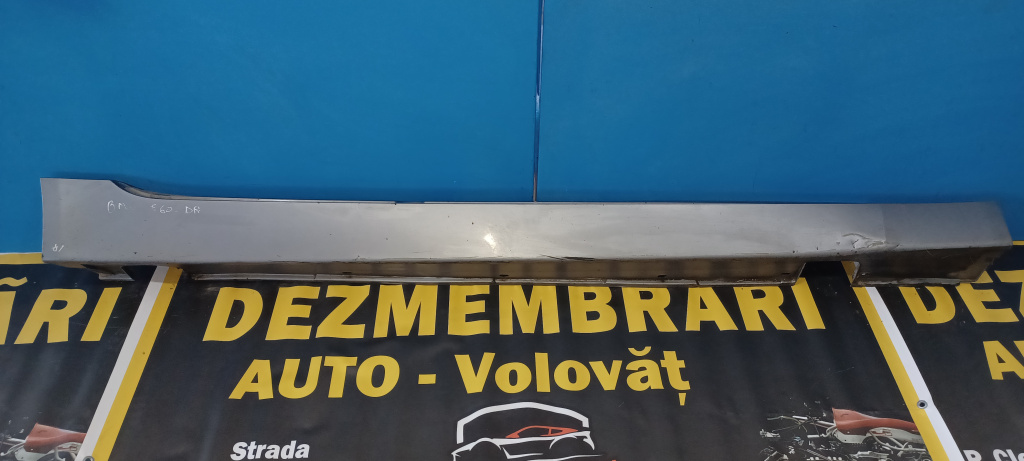 Prag dreapta BMW Seria 5 (2003-2010) [E60] 2.0 Motorina 2008