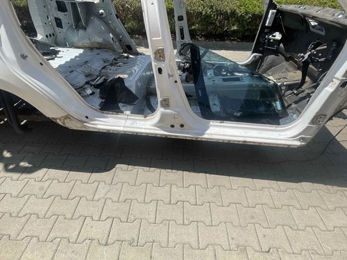 PRAG DREAPTA DACIA DUSTER DUSTER - - (2010 2013)