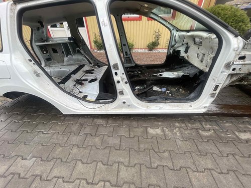 PRAG DREAPTA DACIA LOGAN MCV LOGAN MCV - - (2012 2016)