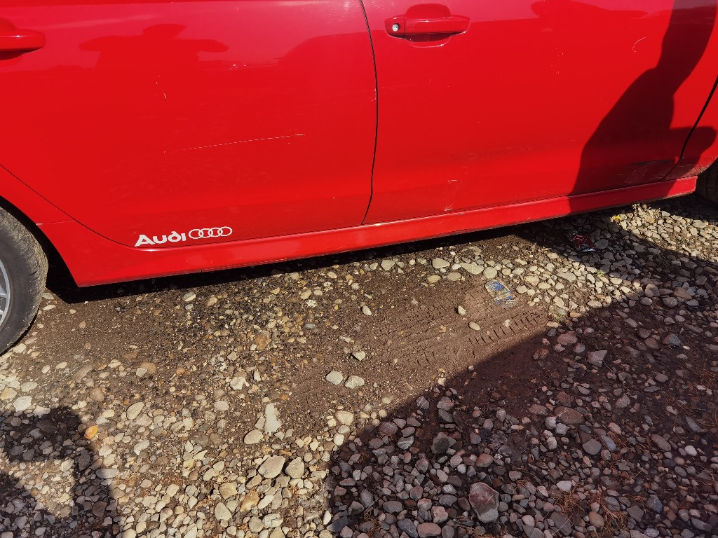 Prag dreapta fata S-line Audi A6 4G C7 cnha 2.0 tdi 190 cp
