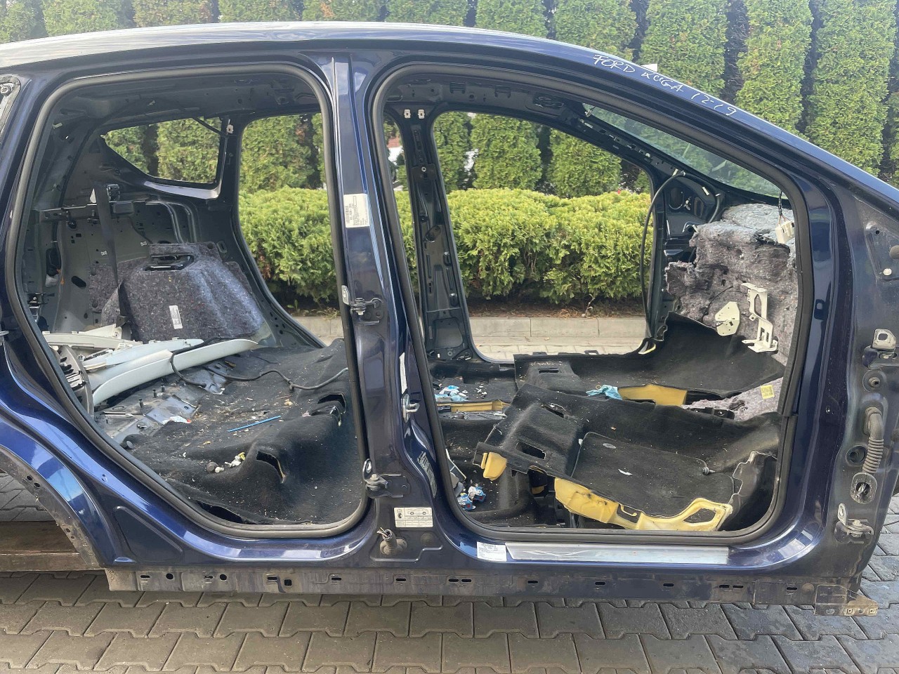 PRAG DREAPTA FORD KUGA - - (2012 2019)
