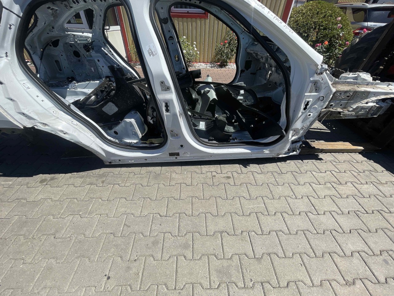 PRAG DREAPTA JAGUAR F-PACE - - (2015 2020)
