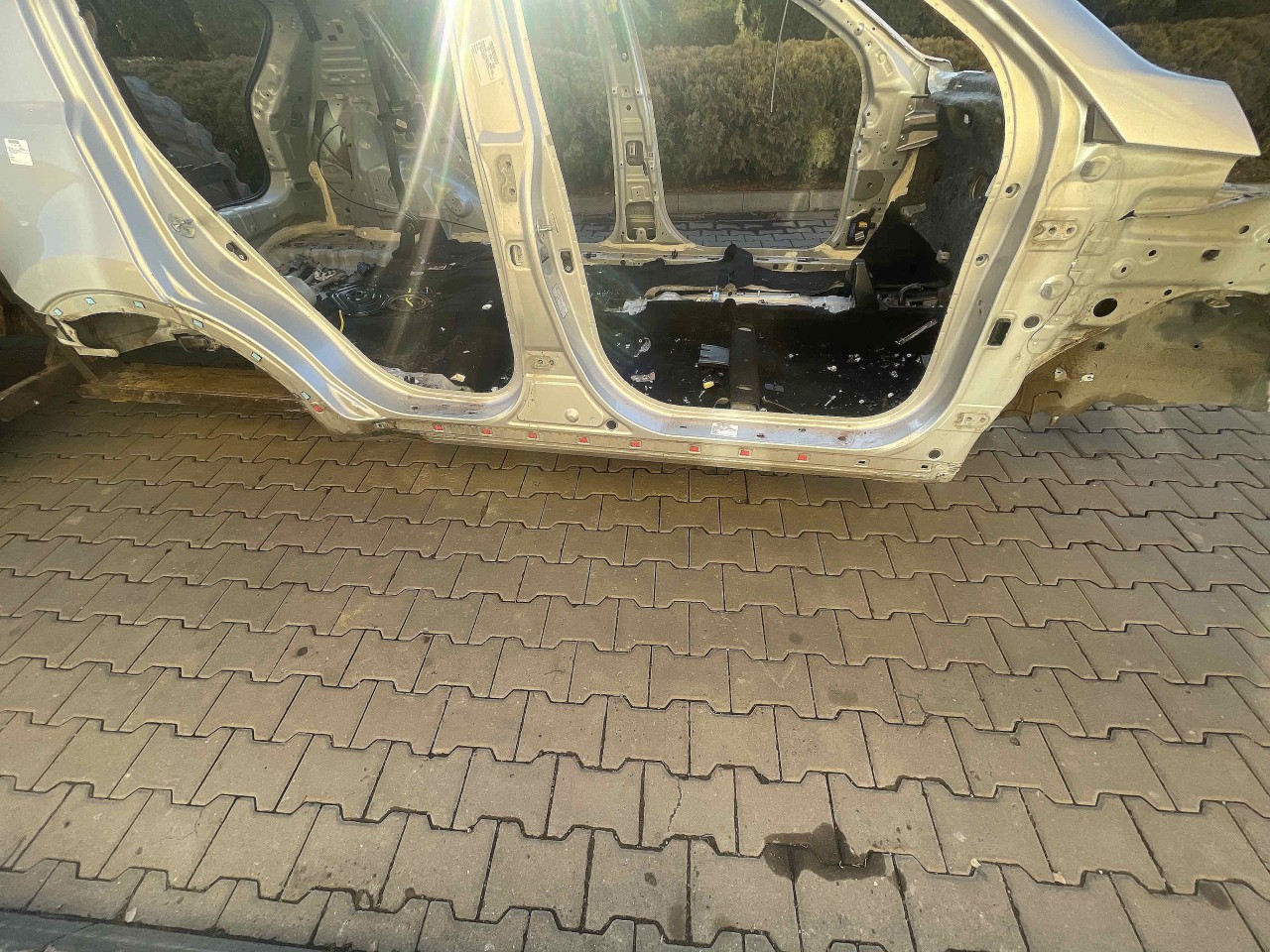 PRAG DREAPTA KIA SPORTAGE - - (2010 2015)