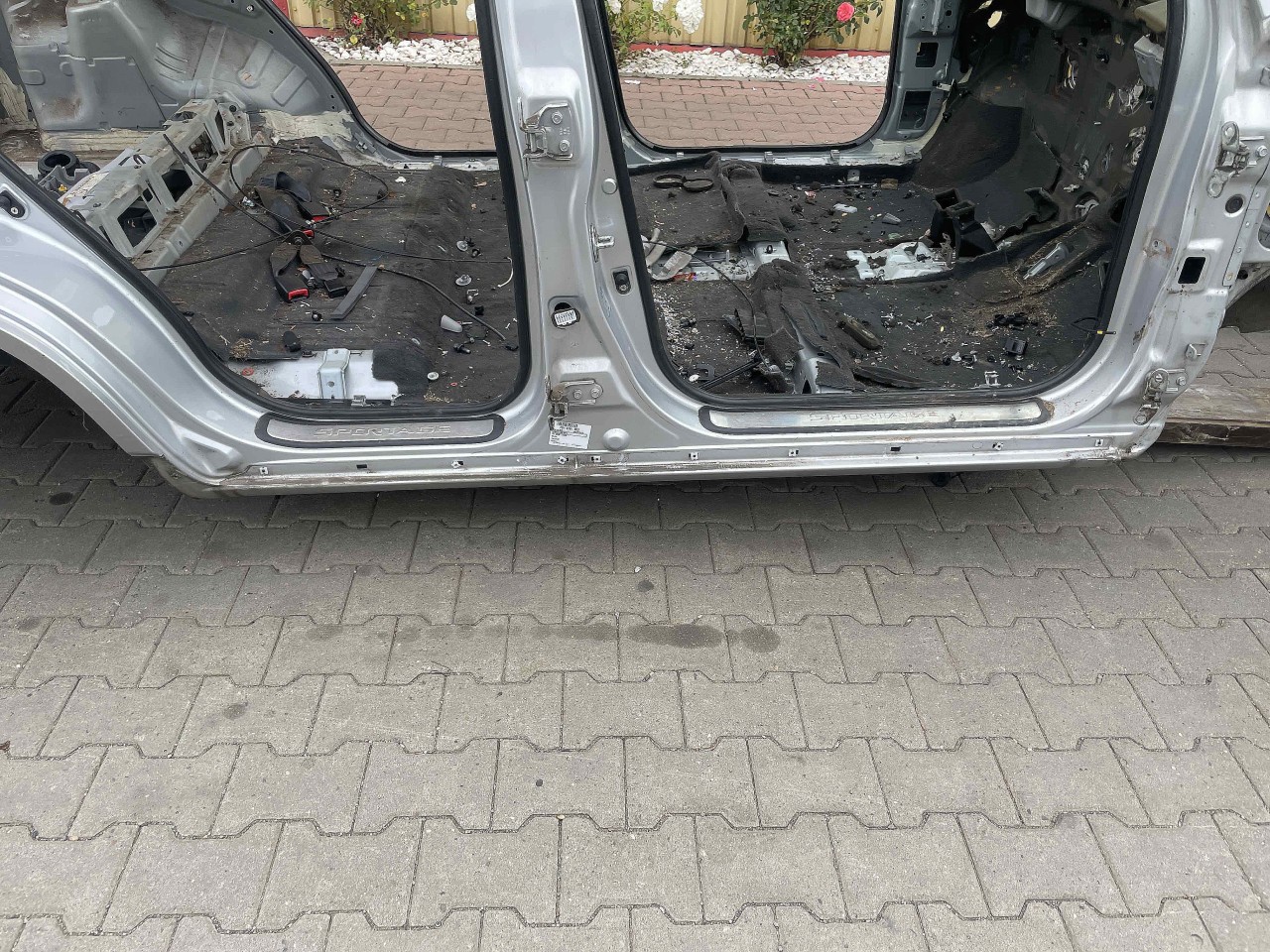 PRAG DREAPTA KIA SPORTAGE SPORTAGE - - (2008 2009)