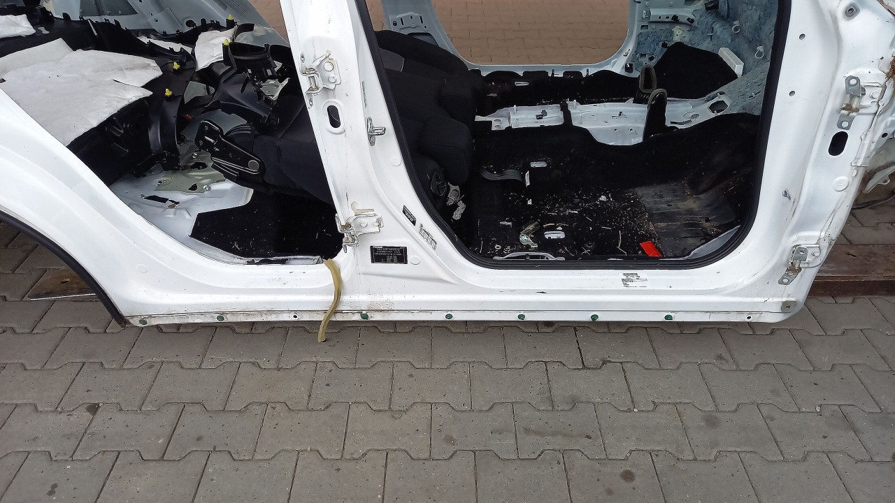 PRAG DREAPTA MAZDA CX-3 CX-3 - - (2014 2018)