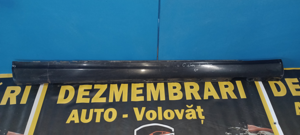 Prag dreapta Mercedes-Benz C-Class (2001-2007) [W203] 2.2 Motorina 2003, 2 PORTIERE