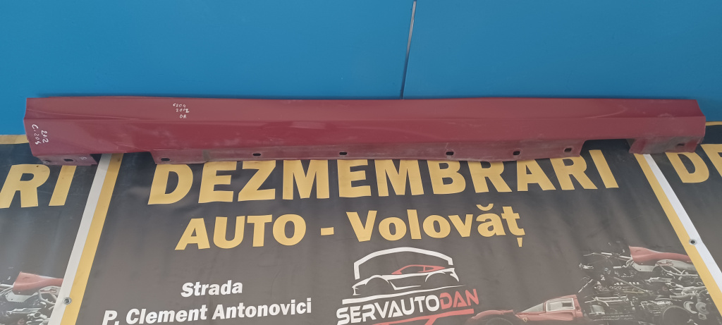 Prag dreapta Mercedes-Benz C-Class (2007->) [W204] 2.2 Motorina 2012