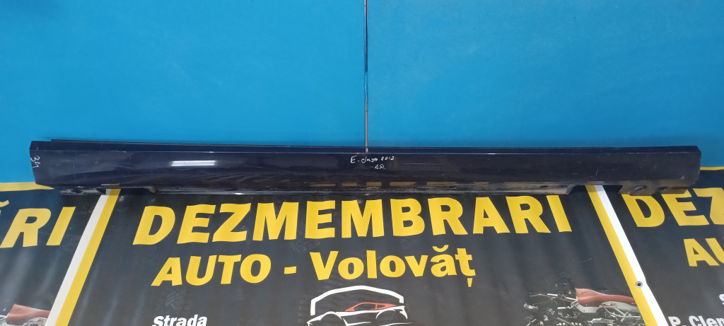 Prag dreapta Mercedes-Benz E-Class (2009->) [W212] 2.2 Motorina 2012