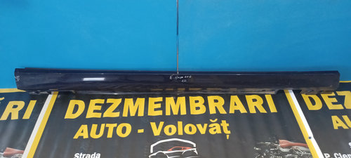 Prag dreapta Mercedes-Benz E-Class (2009->) [W212] 2.2 Motorina 2012