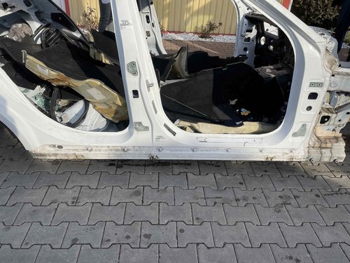 PRAG DREAPTA MERCEDES C-CLASS C-CLASS - - (2014 2018)