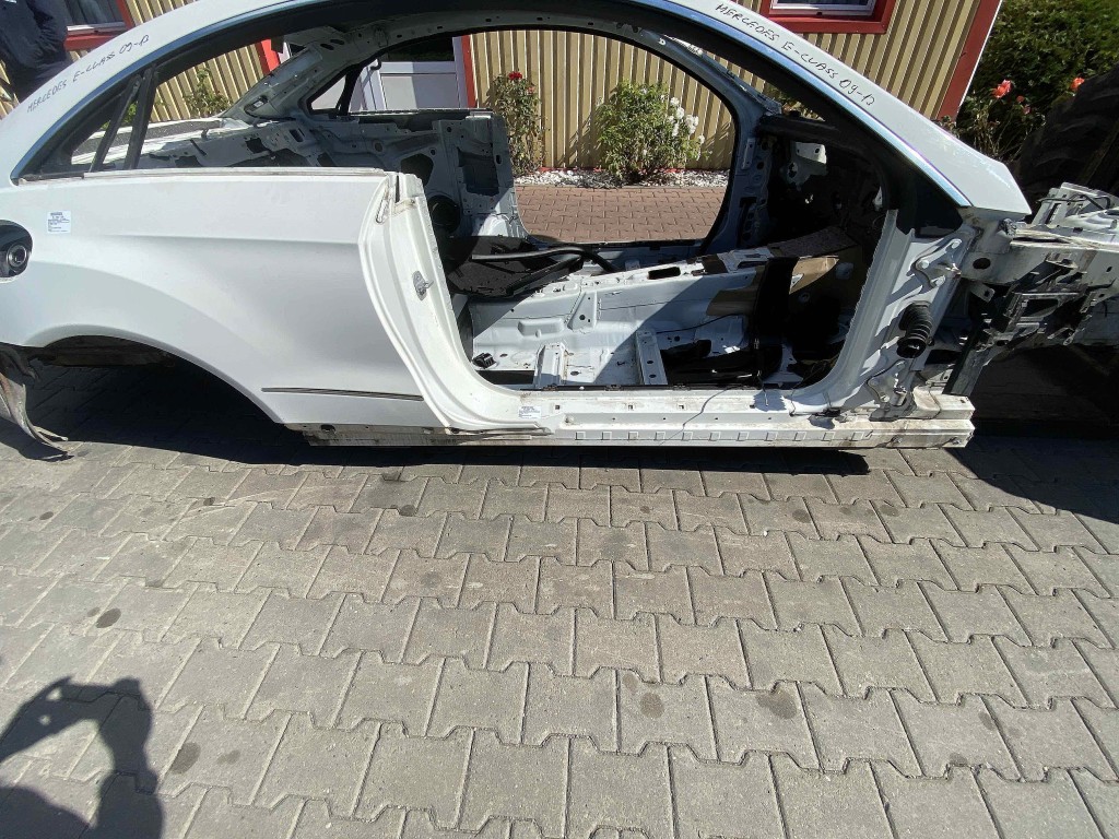 PRAG DREAPTA MERCEDES E-CLASS - - (2009 2013)
