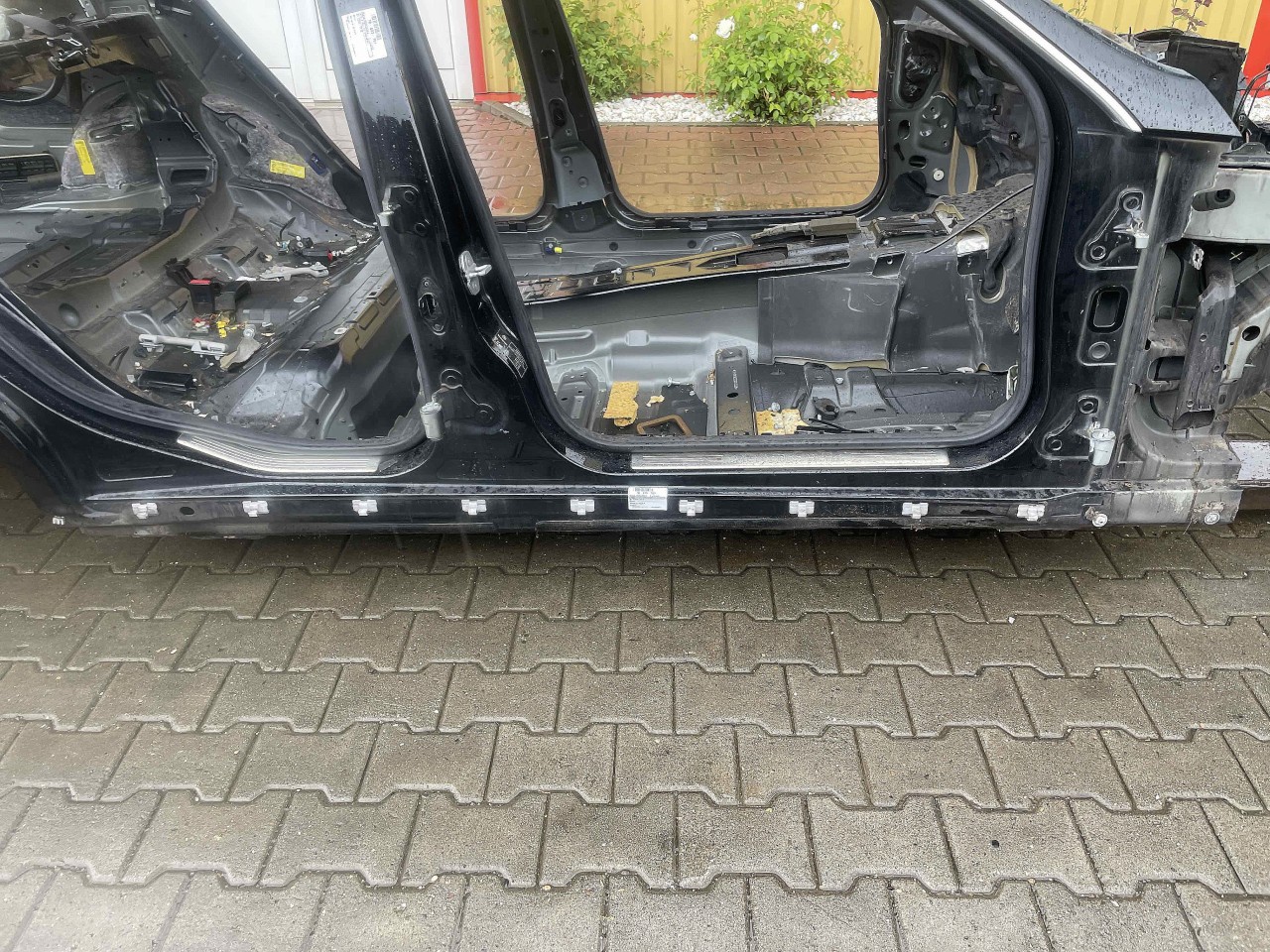 PRAG DREAPTA MERCEDES E-CLASS E-CLASS - - (2009 2013)