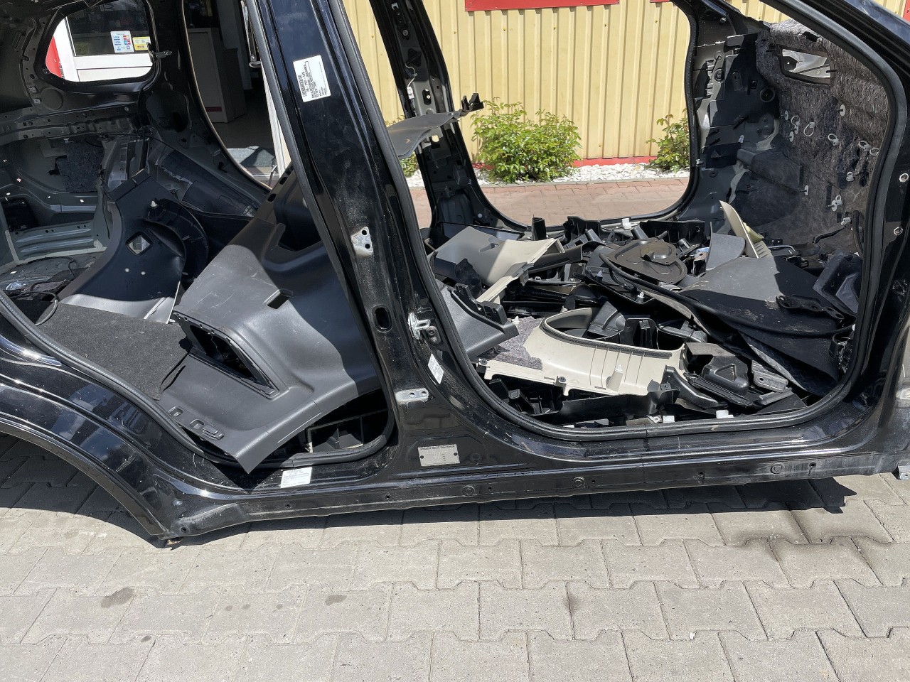 PRAG DREAPTA MITSUBISHI OUTLANDER - - (2