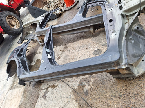 Prag dreapta Nissan Qashqai 1.2 Benzina 2016, -