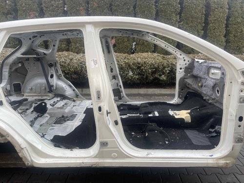 PRAG DREAPTA NISSAN QASHQAI QASHQAI - - (2013 2017)