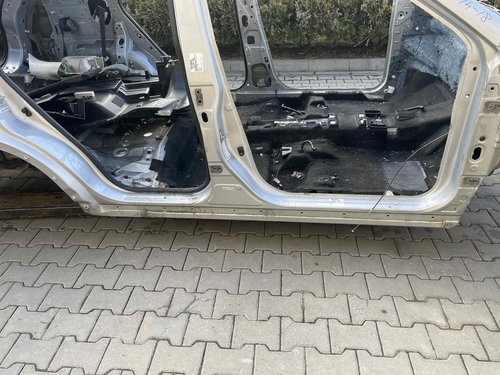 PRAG DREAPTA NISSAN X-TRAIL X-TRAIL - - (2014 2018)