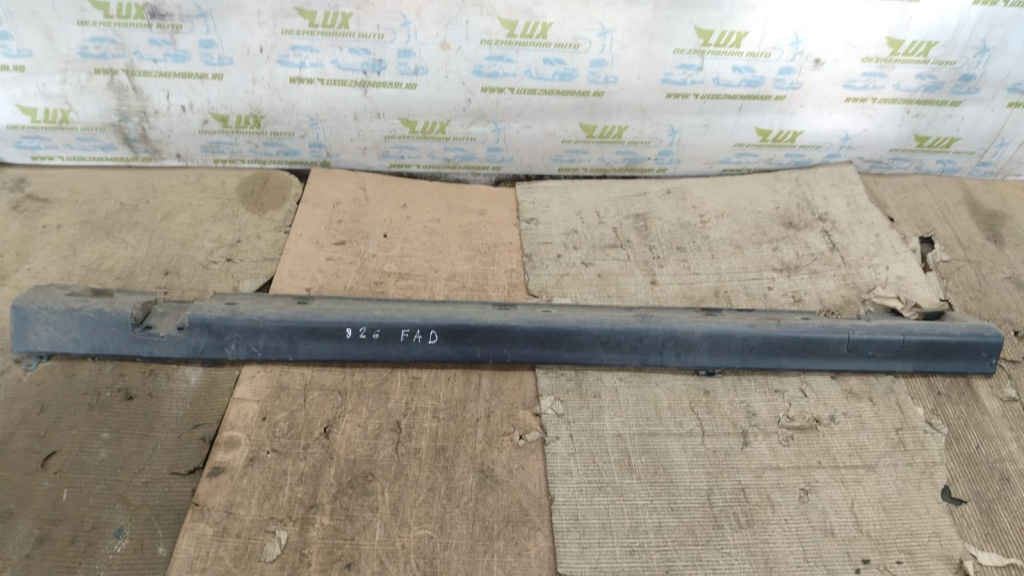 Prag dreapta Opel Corsa C [2000 - 2003] 1.2 benzina Z12XE
