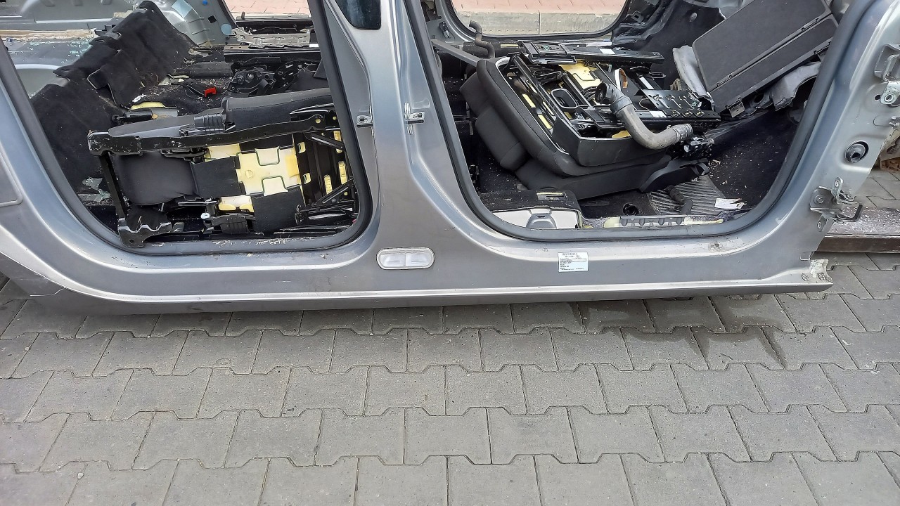 PRAG DREAPTA OPEL MERIVA B - - (2010 2014)