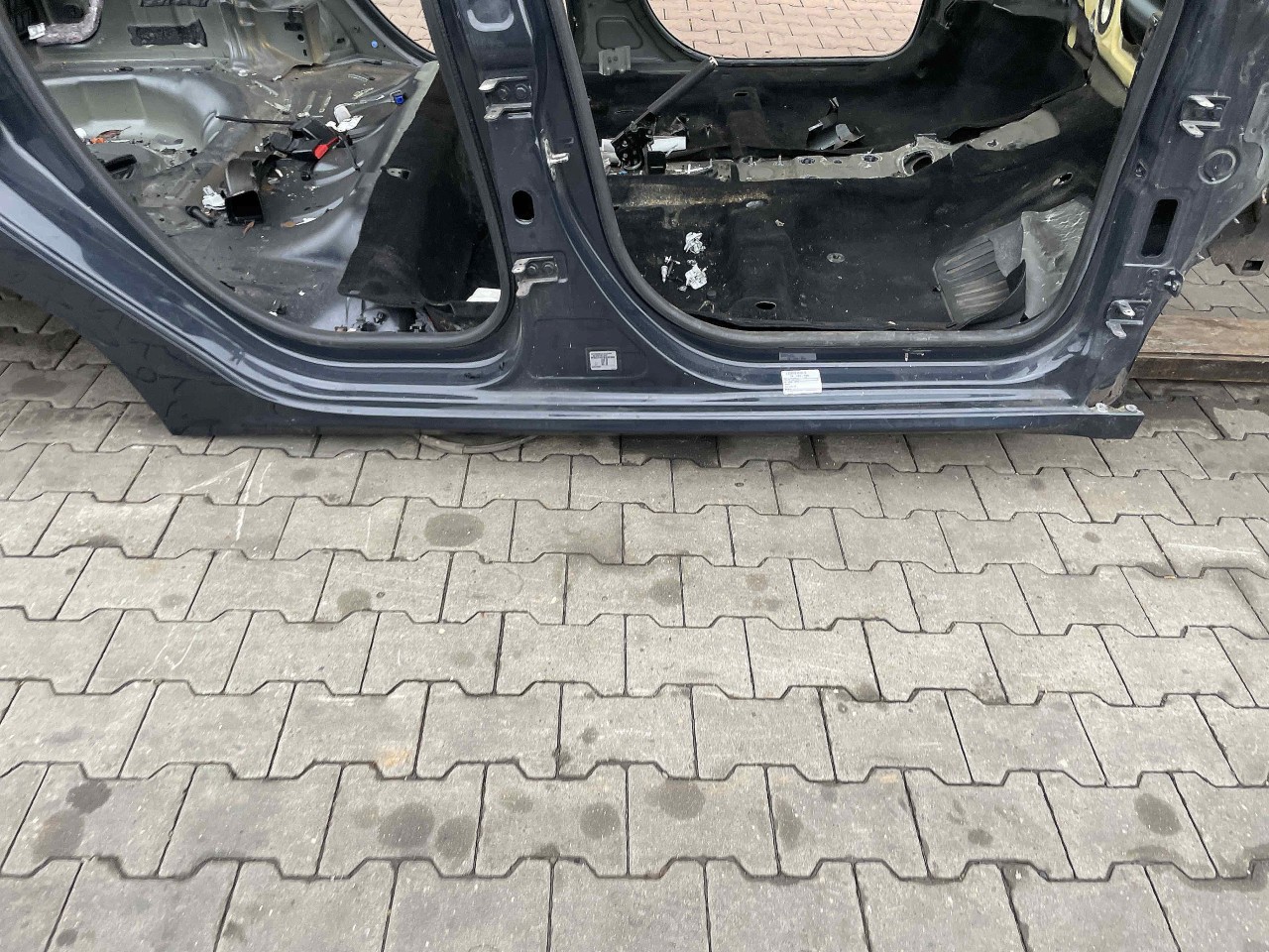 PRAG DREAPTA PEUGEOT 208 208 - - (2015 2019)