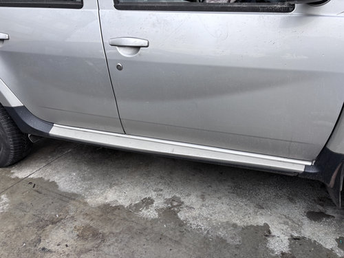 Prag dreapta plastic Dacia Duster 1.5 Motorina 2017, -