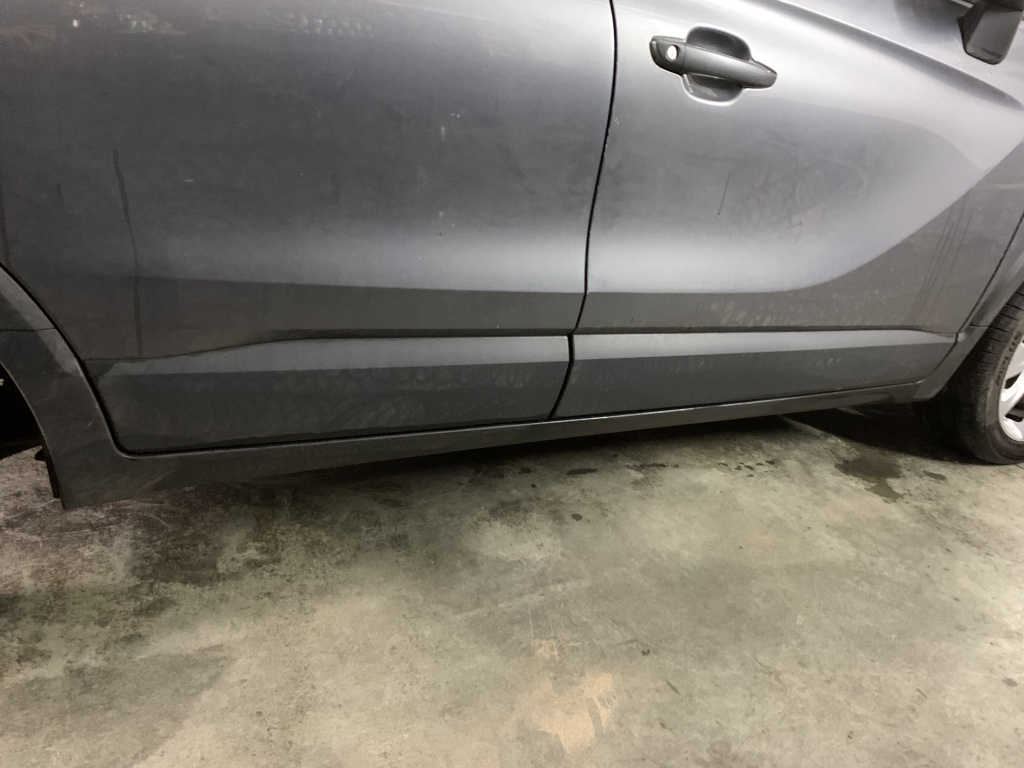 Prag dreapta plastic Opel Crossland X 1.2 Benzina 2017, -