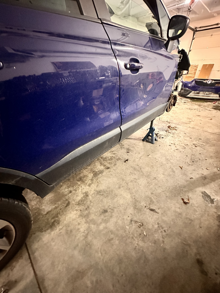 Prag dreapta plastic Opel Crossland X 1.2 Benzina 2019, -