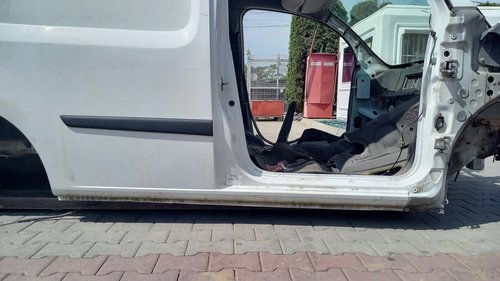 PRAG DREAPTA RENAULT KANGOO KANGOO - - (2008 2013)