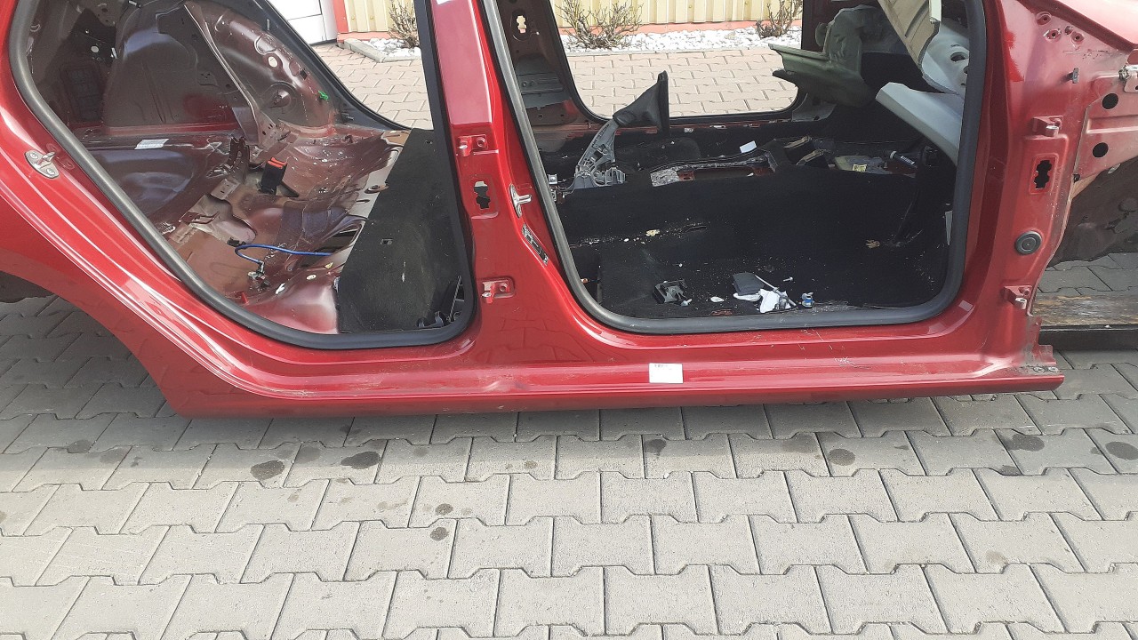 PRAG DREAPTA SEAT LEON - - (2012 2016)