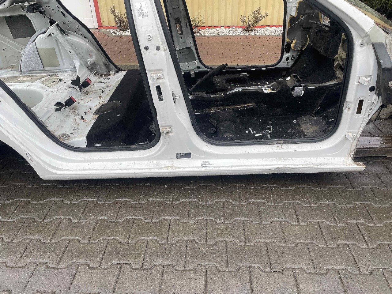 PRAG DREAPTA SKODA RAPID RAPID - - (2012 2017)