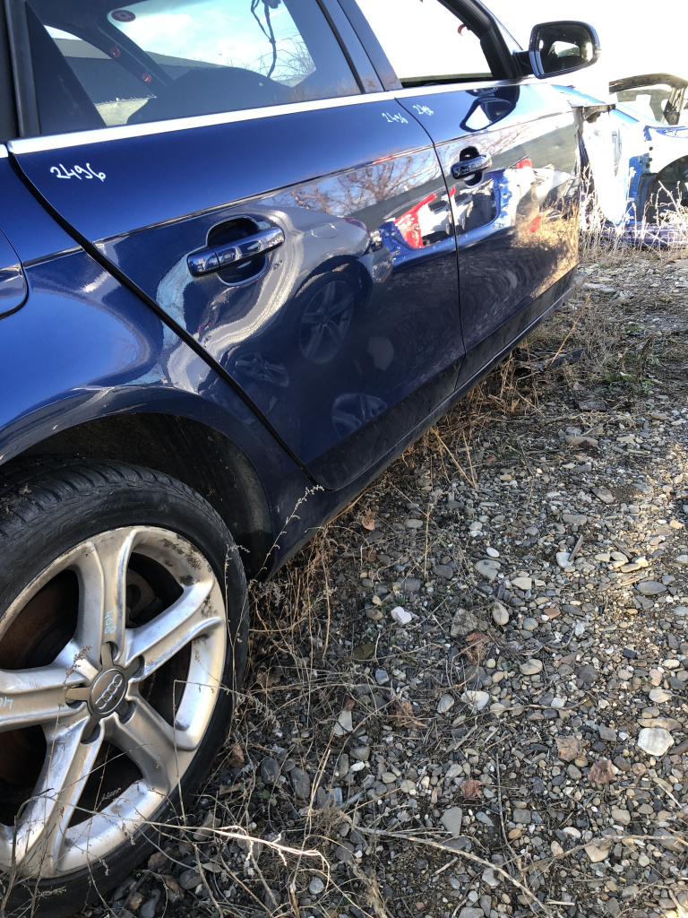 Prag dreapta tabla Audi A4 B8 Berlina 2014