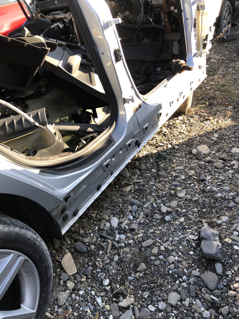 Prag dreapta tabla BMW Seria 1 F20 2012