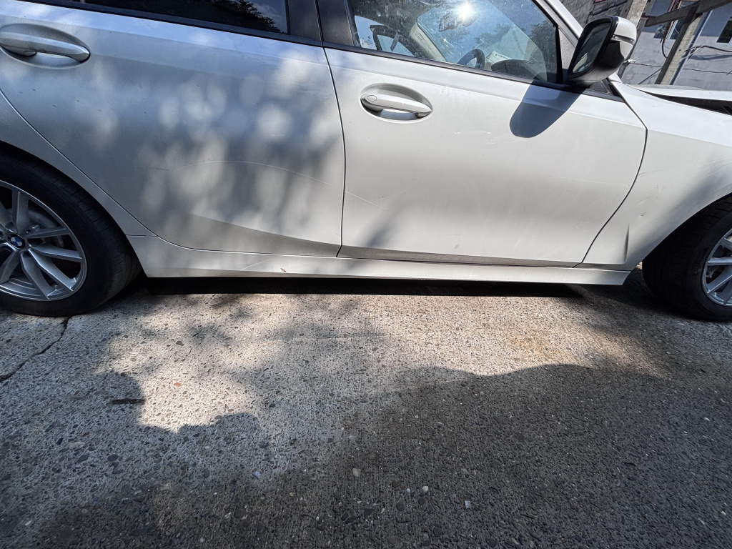 Prag dreapta tabla BMW Seria 3 G20 - Hybrid 2022, -