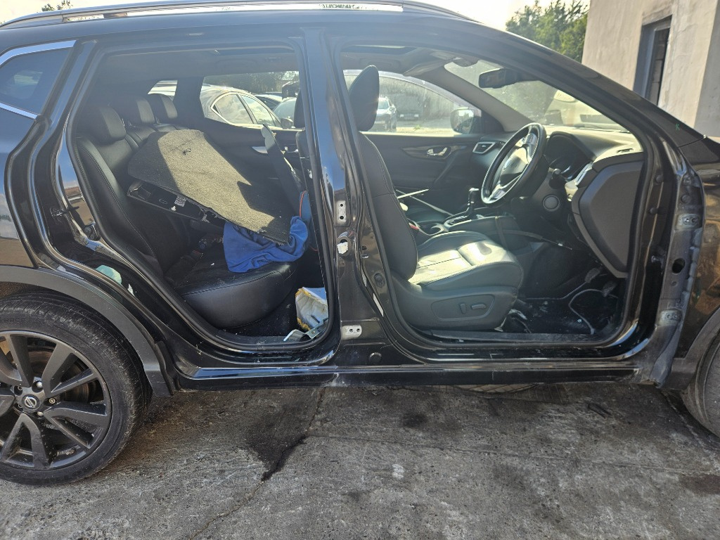 Prag Dreapta Tabla Nissan Qashqai 2015