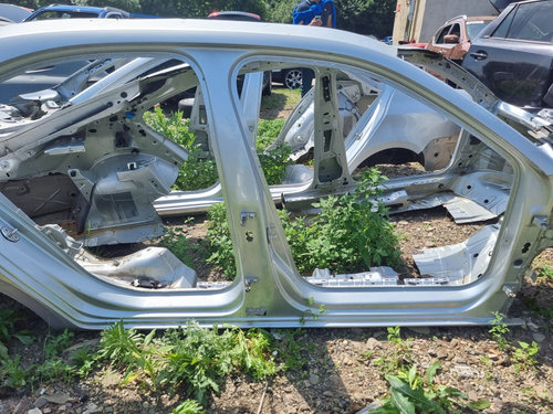 Prag dreapta tabla Skoda Superb 3 Berlina - Benzina 2016, -