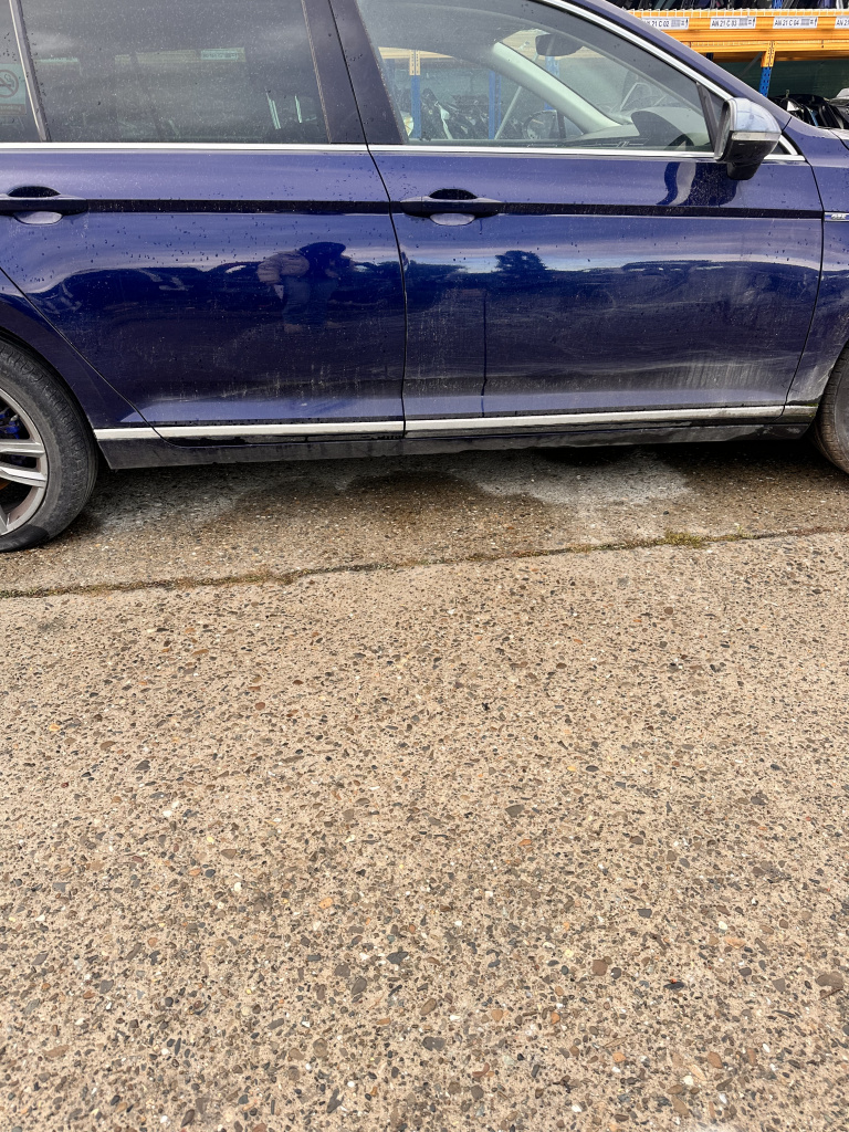 Prag dreapta tabla Volkswagen Passat B8 1.4 Benzina 2018, -
