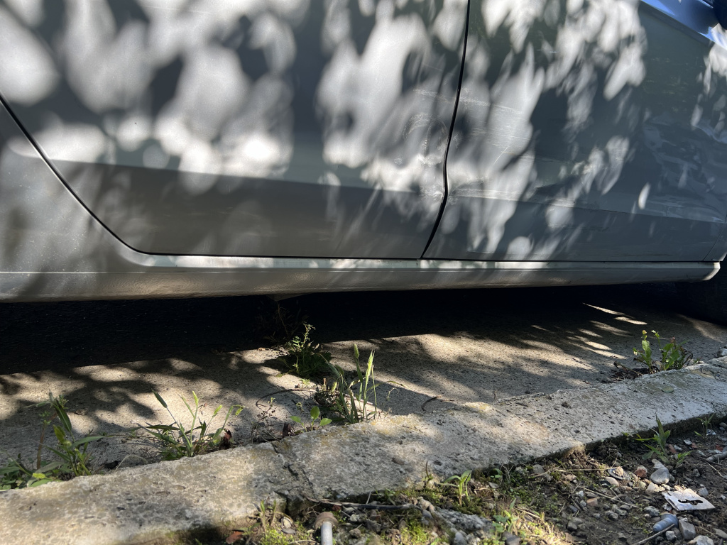 Prag dreapta tabla Volkswagen Sportsvan 1.6 2014, MIC DEFECT
