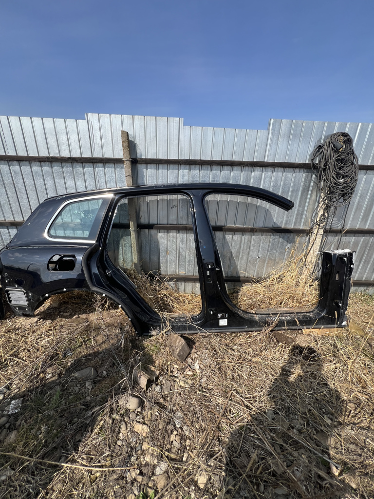 Prag dreapta tabla Volkswagen Touareg 2012