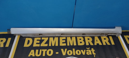 Prag dreapta Volkswagen Passat B7 (2010-2014) 2.0 Motorina 2013