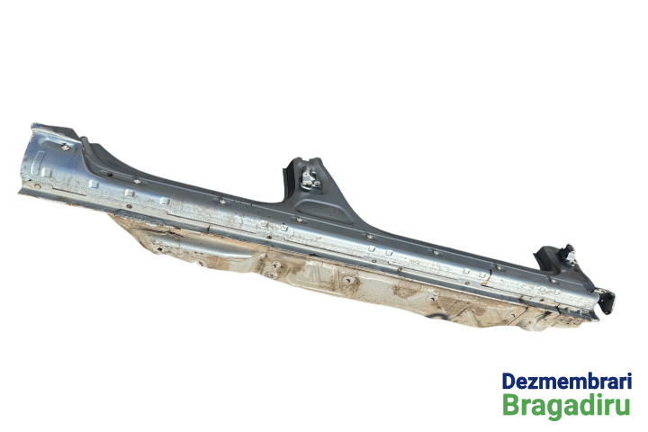 Prag dreapta Volkswagen VW Passat B6 [2005 - 2010] Sedan 4-usi 2.0 TDI MT (140 hp) (3C2)