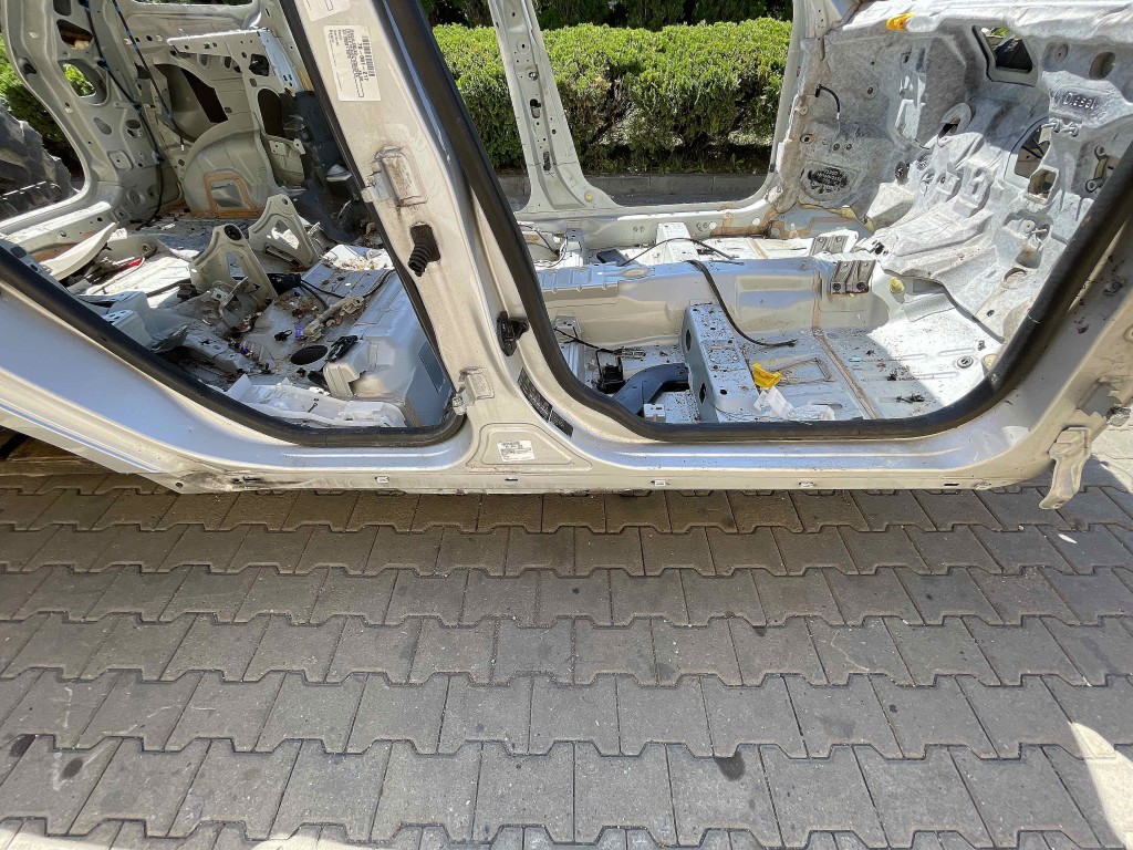 PRAG DREAPTA VOLVO XC 60 - - (2008 2013)
