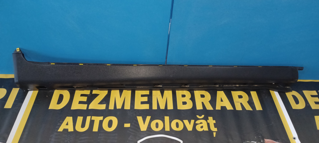 Prag dreapta Volvo XC60 (2008-2013) 2.4 Motorina 2009