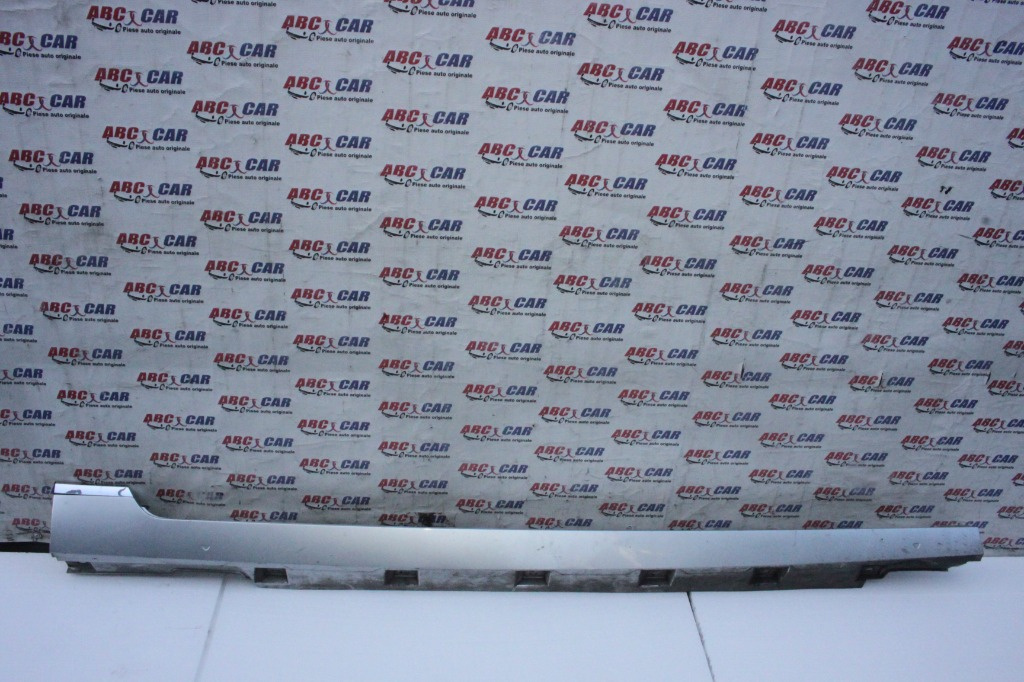 Prag dreapta VW Passat B8 variant 2015-2023 3G0853858F