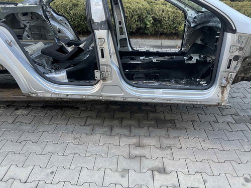 PRAG DREAPTA VW PASSAT CC PASSAT CC - - (2012 2016)