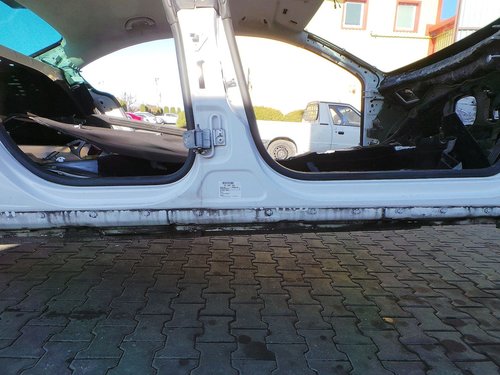PRAG DREAPTA VW PASSAT CC PASSAT CC - - (2012 2016)