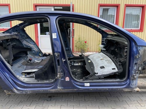 PRAG DREAPTA VW PASSAT PASSAT - - (2005 2010)