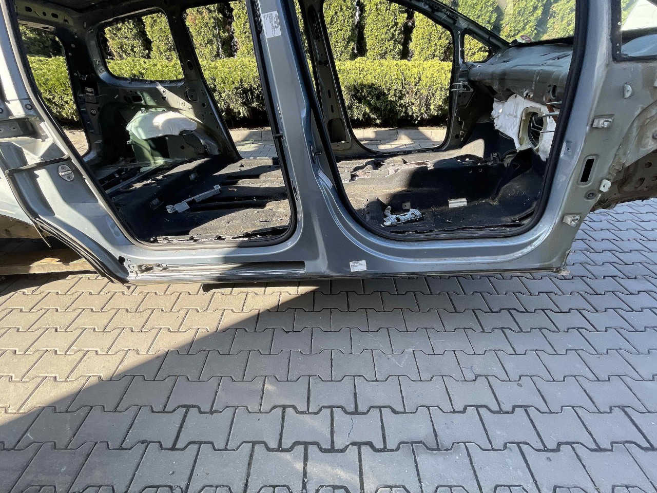 PRAG DREAPTA VW SHARAN SHARAN - - (2010 2015)