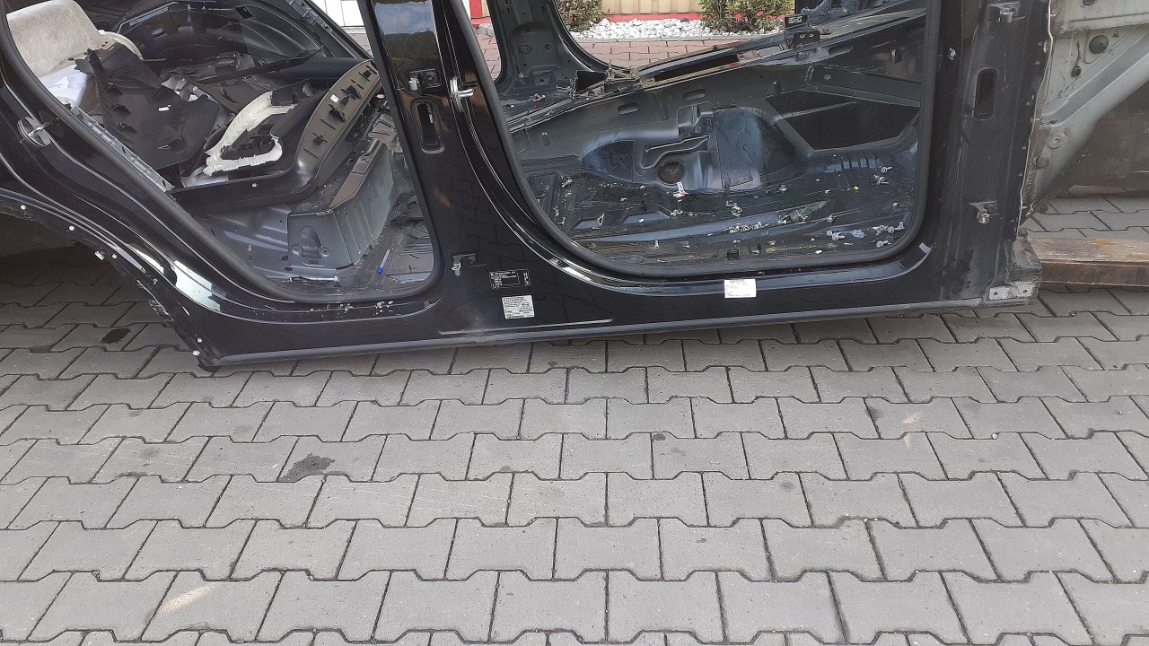 PRAG DREAPTA VW TOUAREG TOUAREG - - (2010 2018)