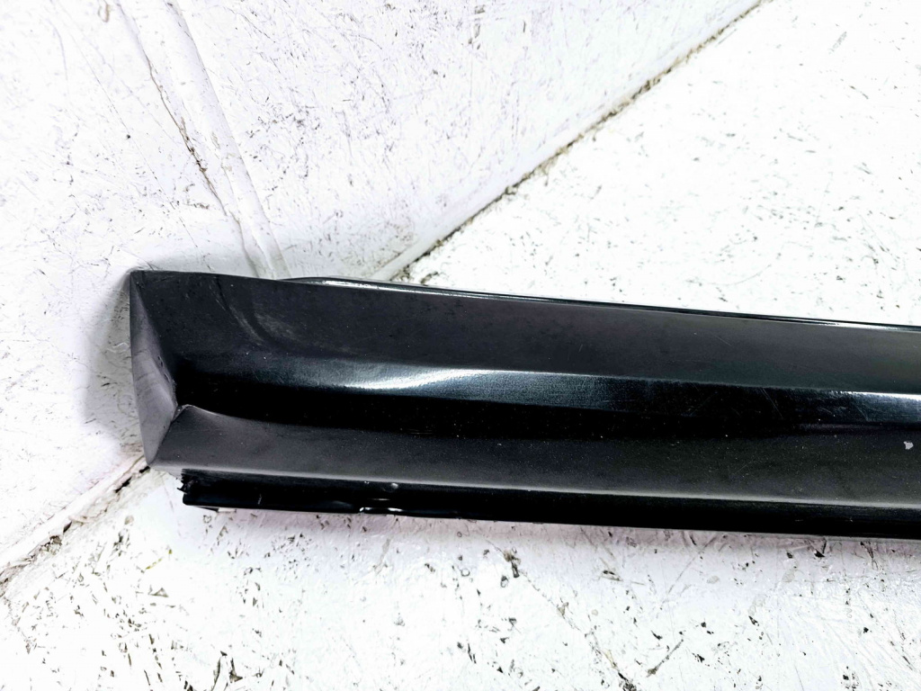 Prag lateral dreapta Mercedes Clasa GLK (X204) [Fabr 2008-prezent] 197 NEGRU OBSIDIAN