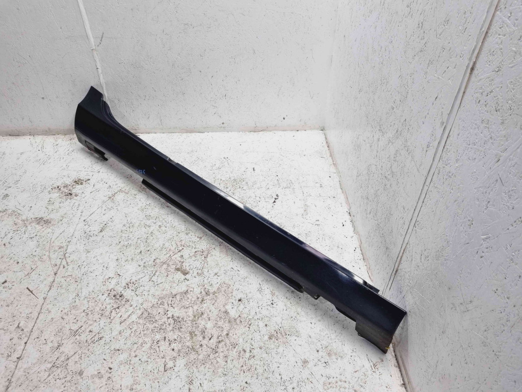 Prag lateral dreapta Volvo V40 [Fabr 2013-2019] 31265847 45200 Black Sa