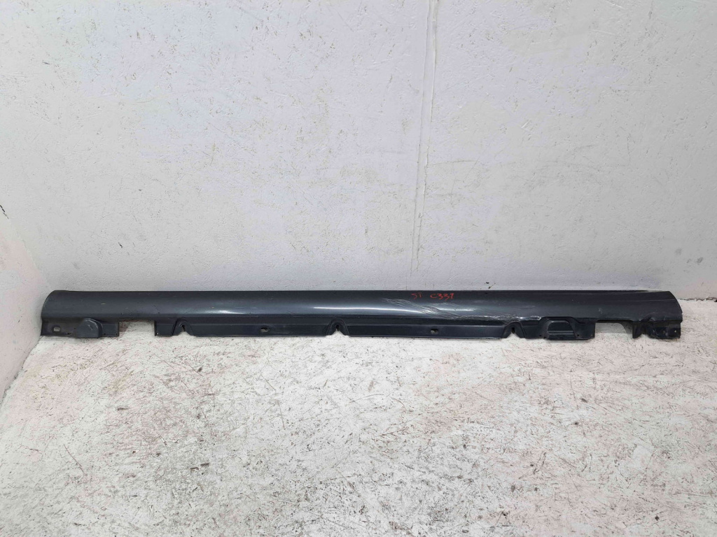 Prag lateral stanga Mercedes Clasa C (W205) [Fabr 2014-prezent] 755 Gri Tenorit